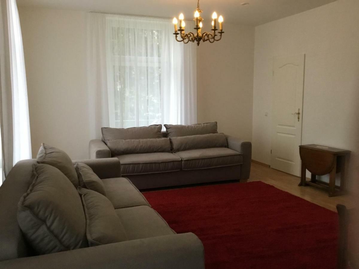 Ferienwohnung Villa Josephine บาเดนไวเลอร์ ภายนอก รูปภาพ