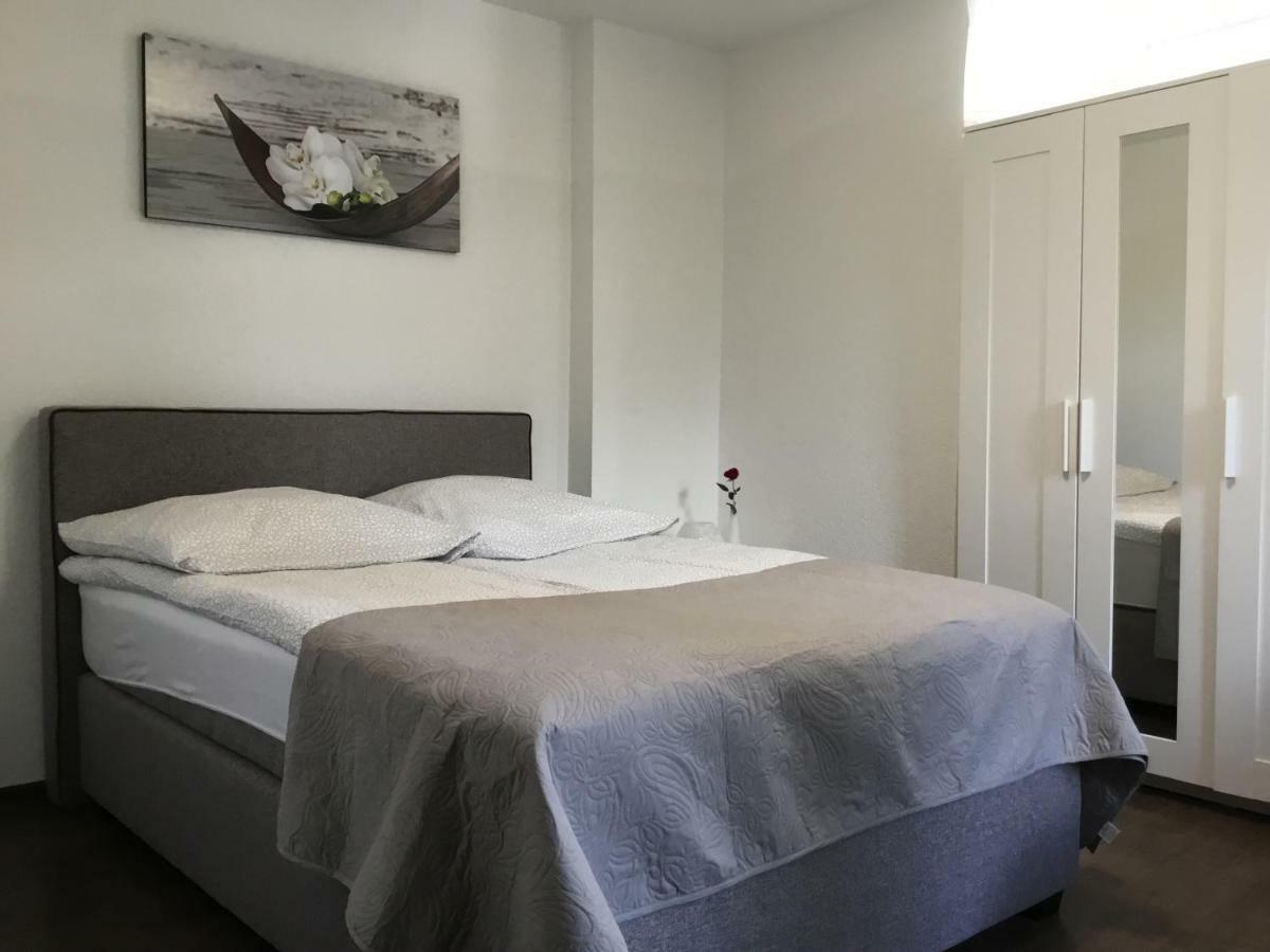Ferienwohnung Villa Josephine บาเดนไวเลอร์ ภายนอก รูปภาพ