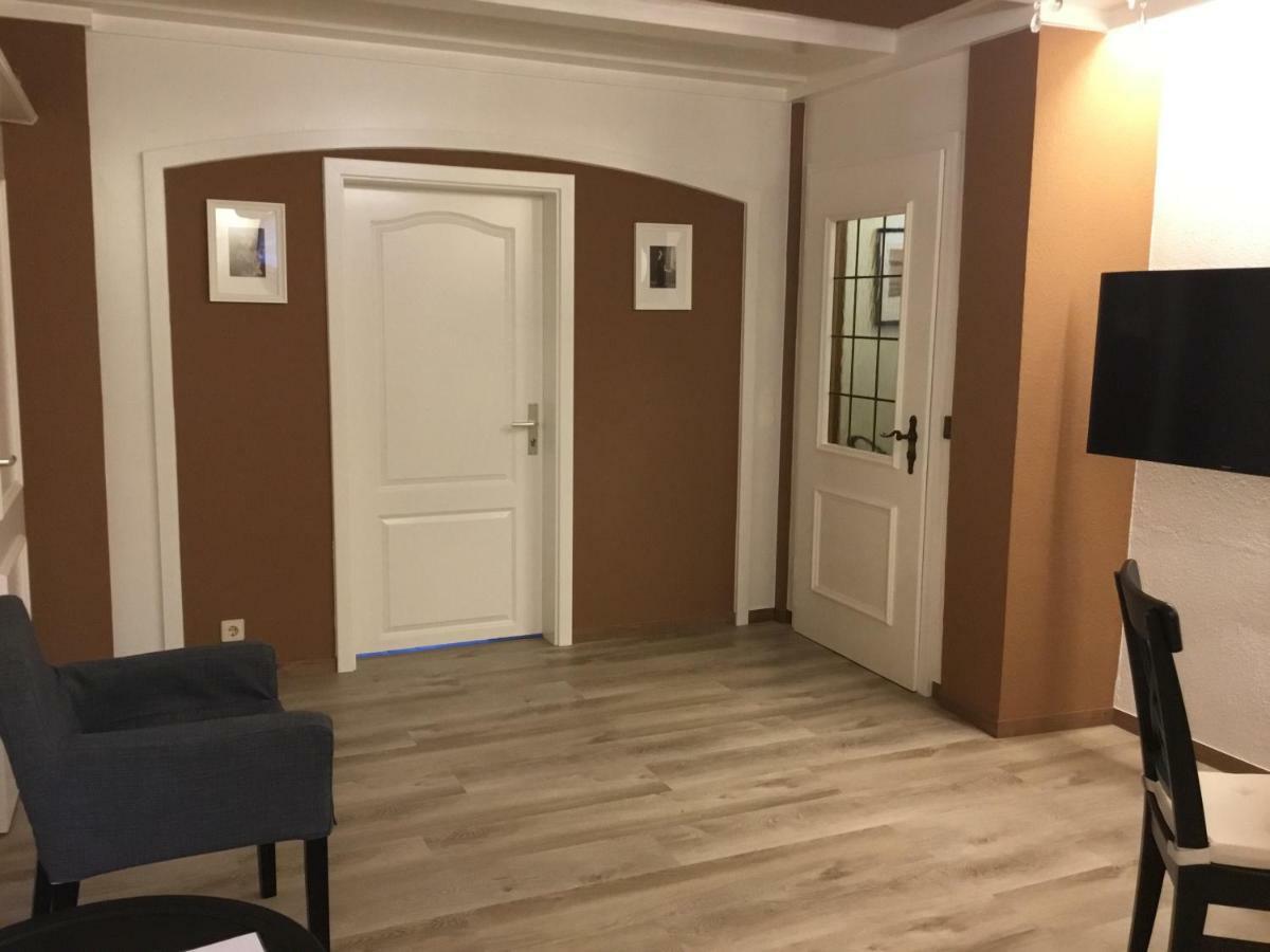 Ferienwohnung Villa Josephine บาเดนไวเลอร์ ภายนอก รูปภาพ
